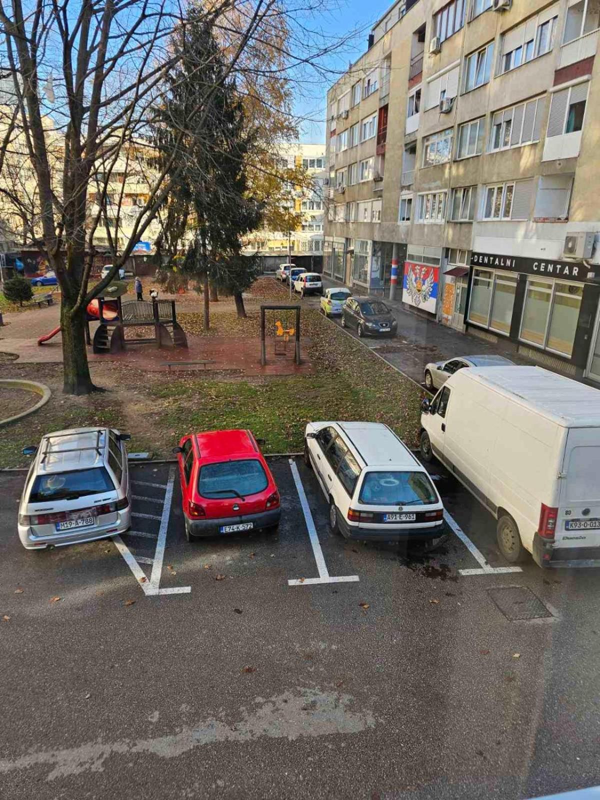 Apartman Centar Bulevar Ex Sa Garazom Banja Luka Exterior foto
